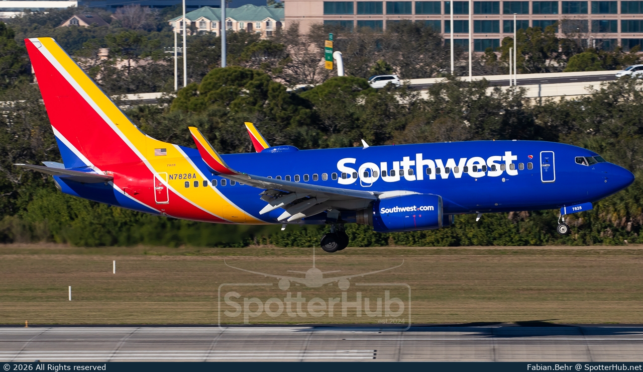 Photo of N7828A - Boeing 737-7CT operated by Southwest Airlines