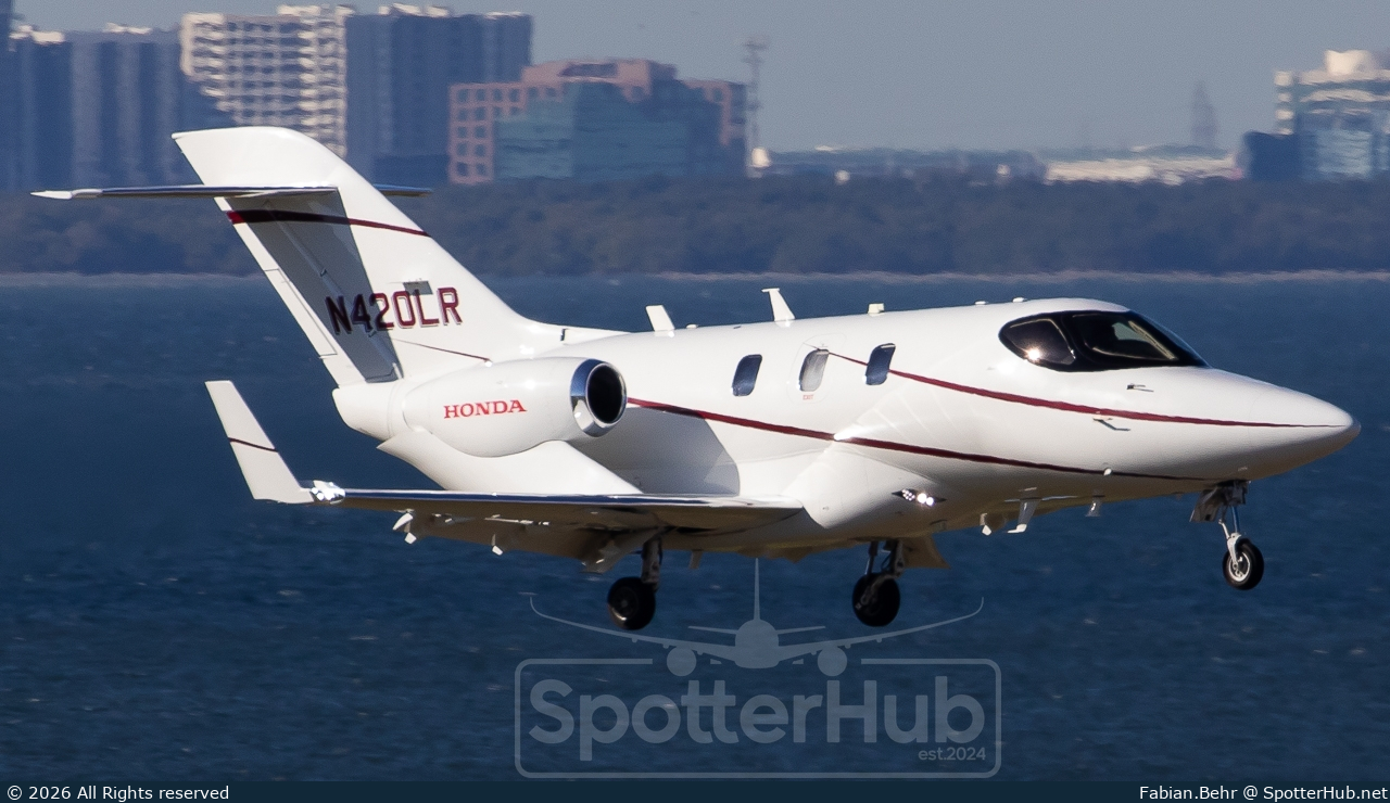 Photo of N420LR - Honda HA-420 HondaJet operated by American Air Charter