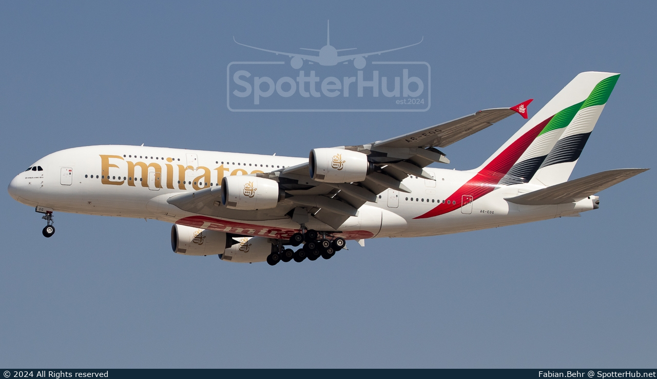 Photo of A6-EOG - Airbus A380-861 operated by Emirates