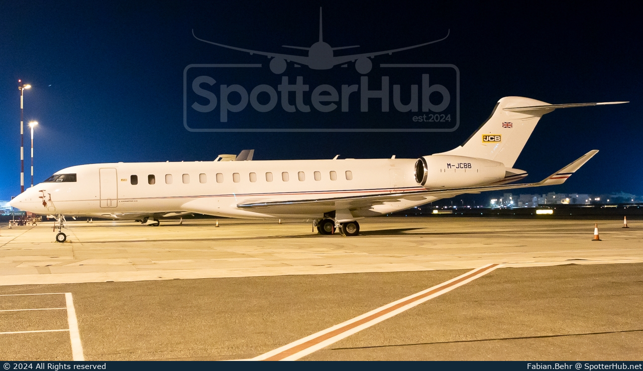 Photo of M-JCBB - Bombardier Global 7500 operated by J C Bamford Ltd.