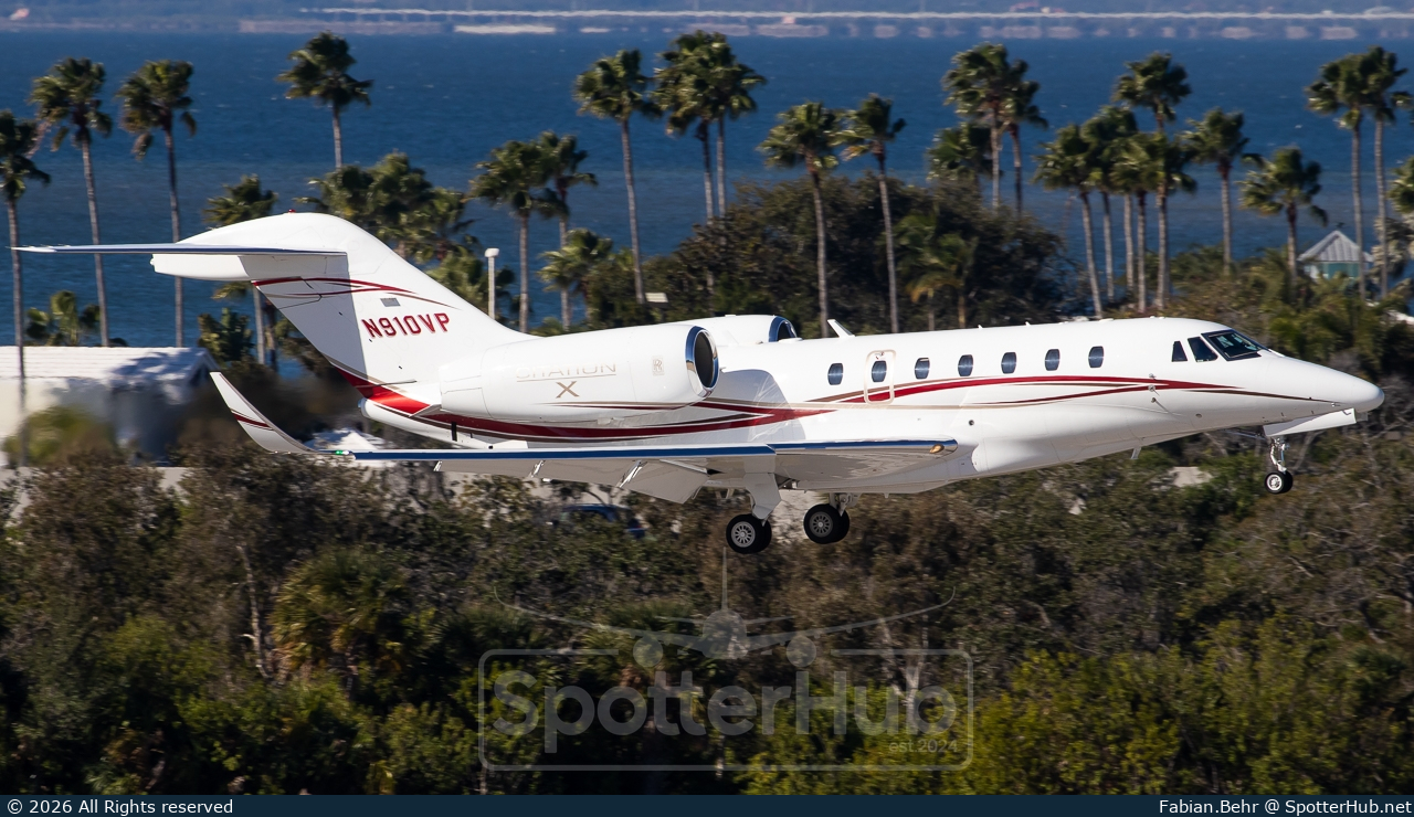 Photo of N910VP - Cessna 750 Citation X operated by Private