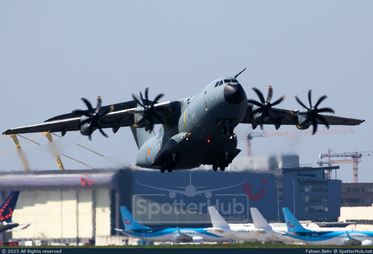 Photo of CT-05 - Airbus A400M Atlas operated by Belgian Air Force