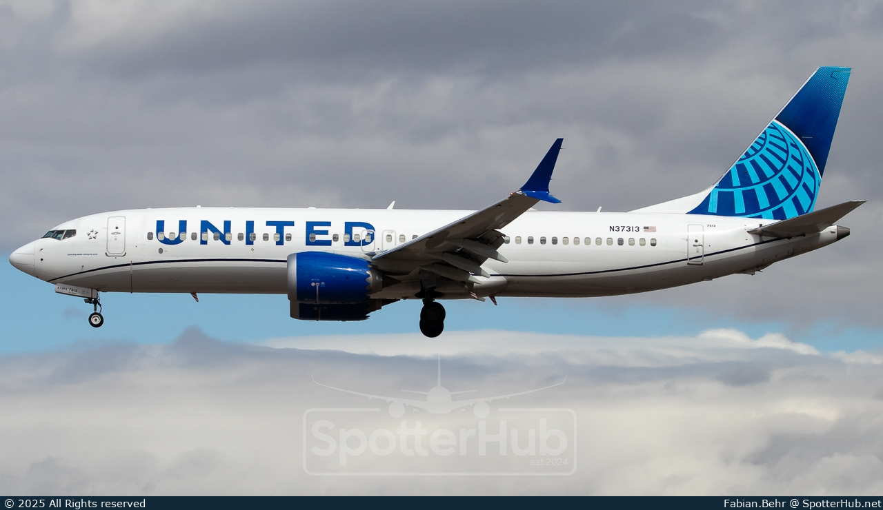 Photo of N37313 - Boeing 737 MAX 8 operated by United Airlines