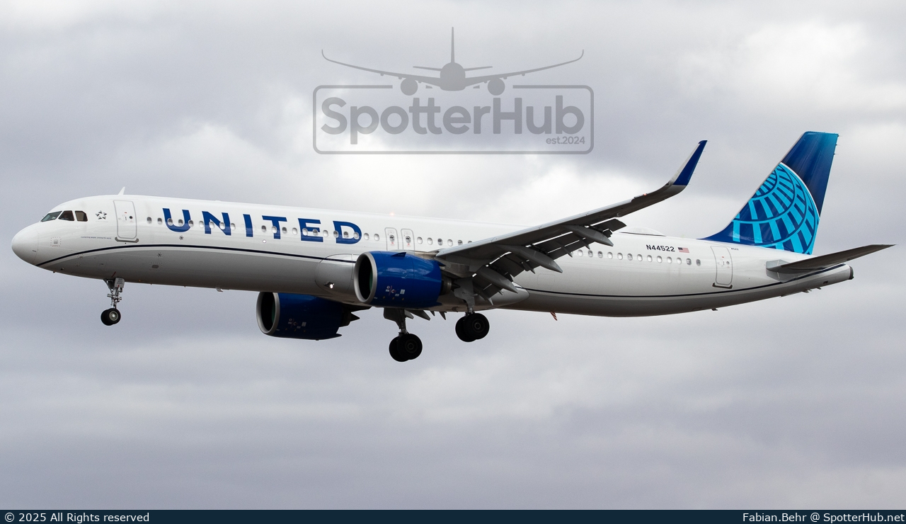Photo of N44522 - Airbus A321-271NX operated by United Airlines