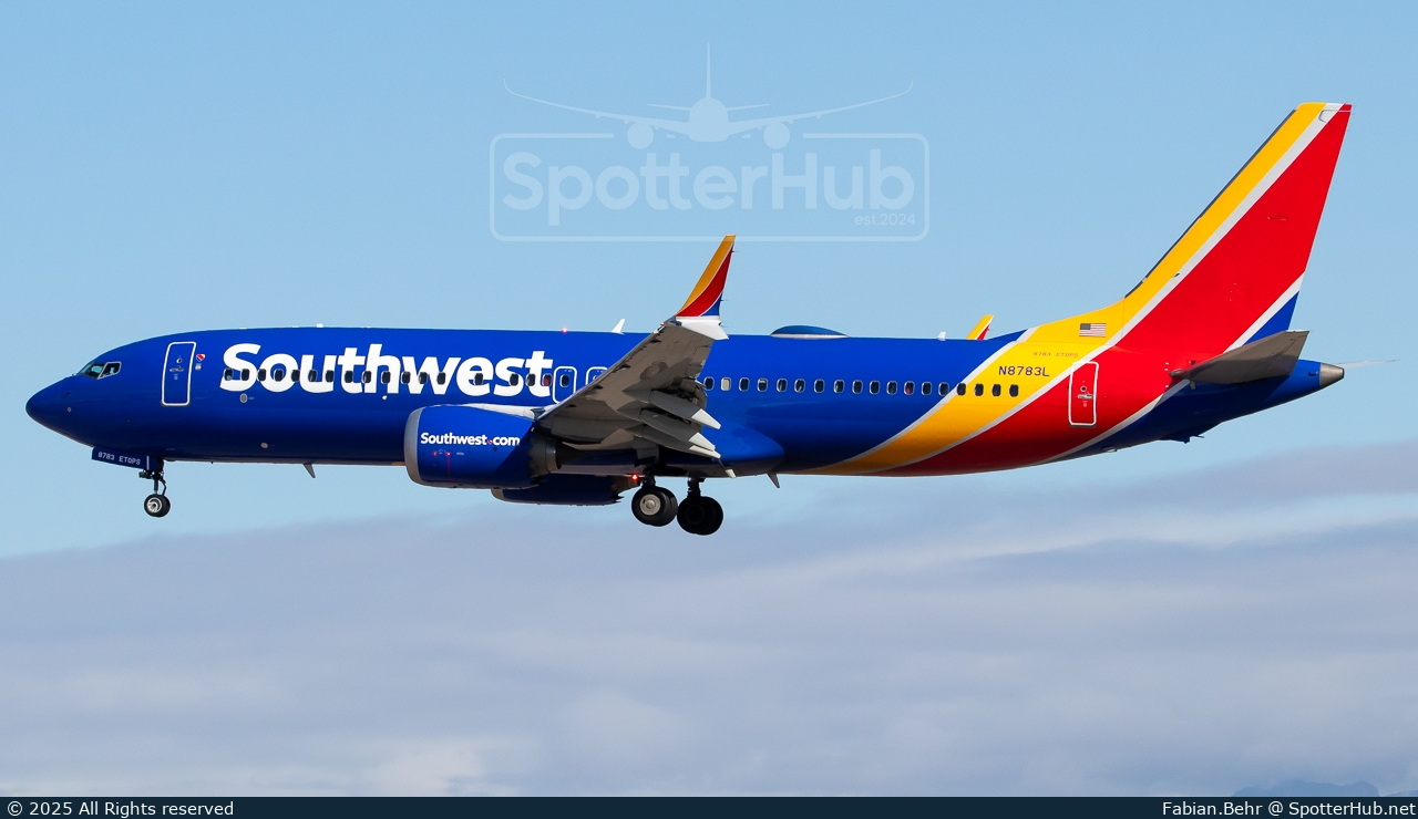 Photo of N8783L - Boeing 737 MAX 8 operated by Southwest Airlines