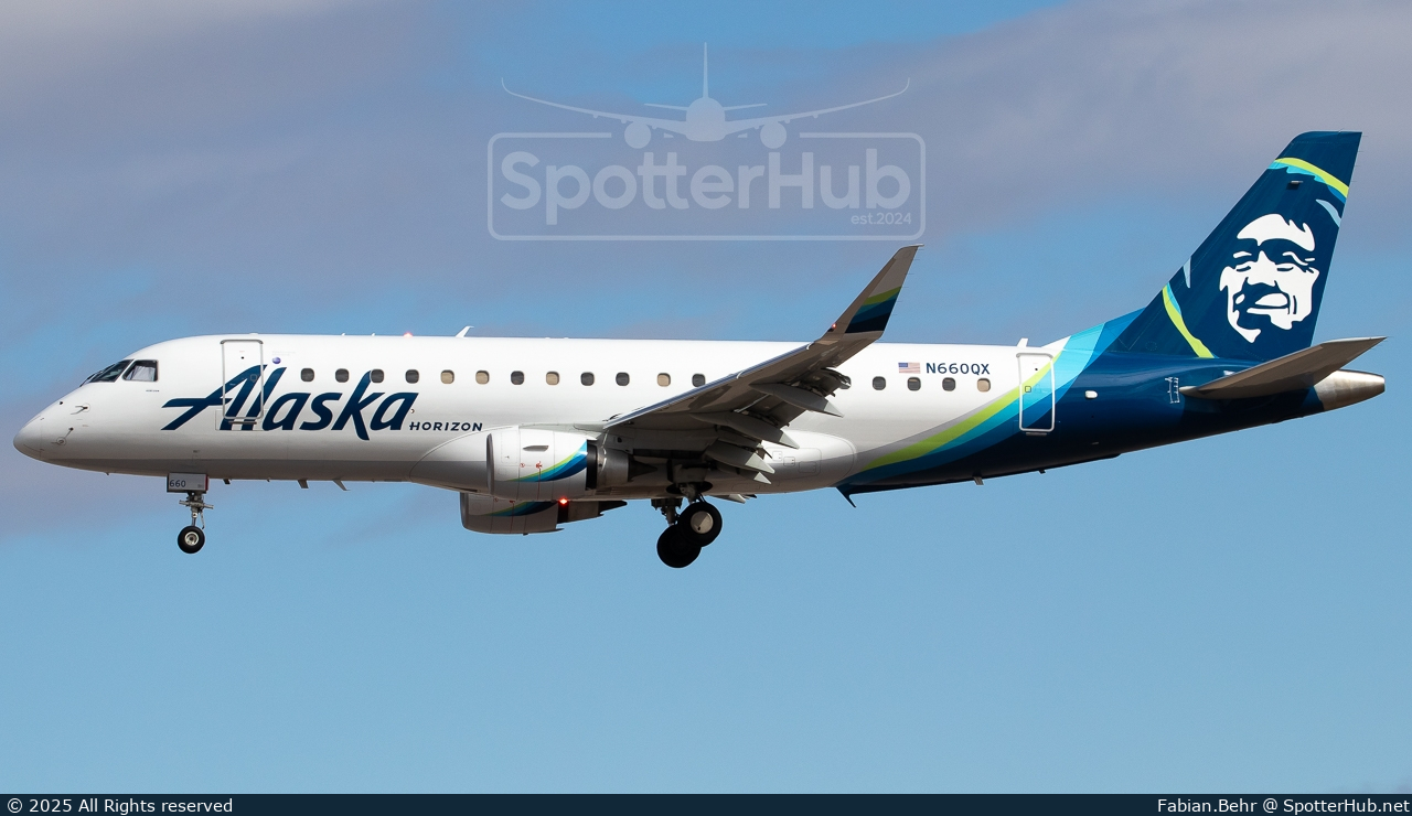 Photo of N660QX - Embraer ERJ-175LR operated by Alaska Airlines (opb Horizon Air)