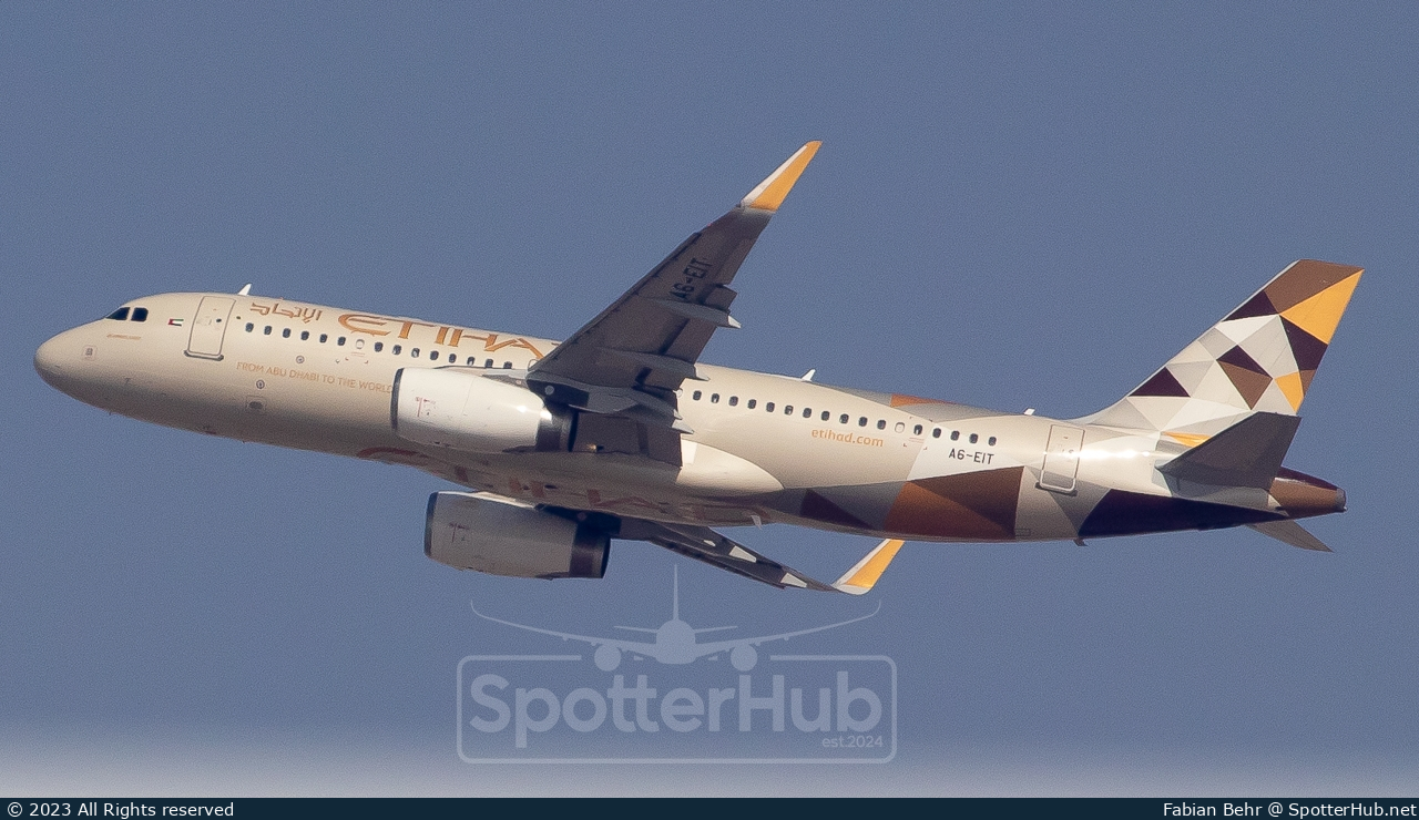 Photo of A6-EIT - Airbus A320-232 operated by Etihad Airways