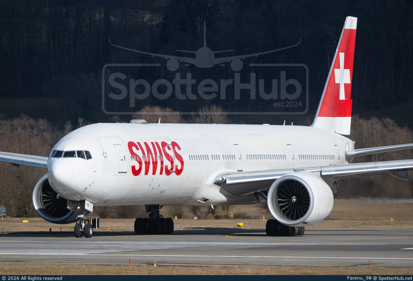 Photo of HB-JNC - Boeing 777-3DE(ER) operated by Swiss International Air Lines