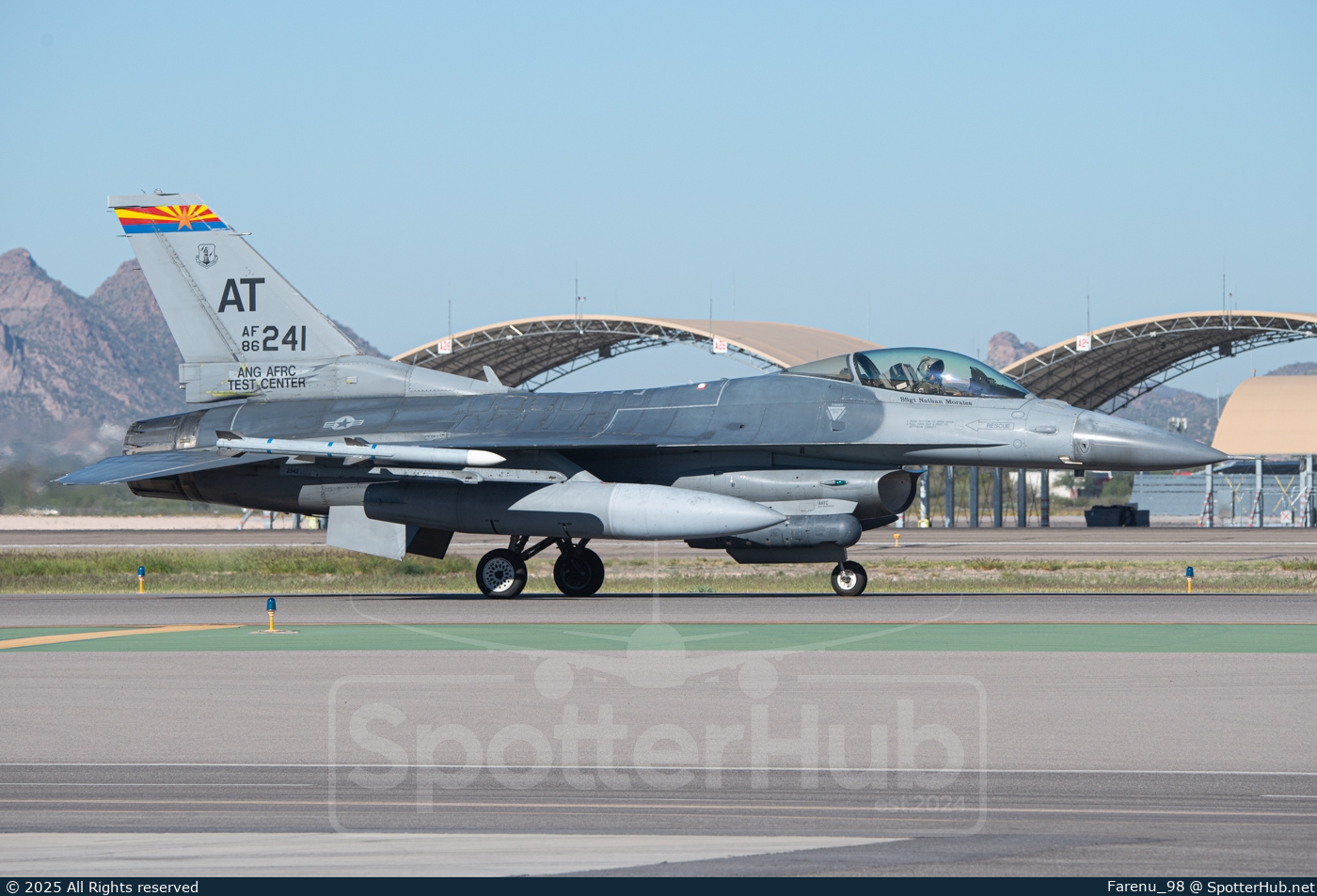 Photo of 86-0214 - General Dynamics F-16C Fighting Falcon operated by US Air Force