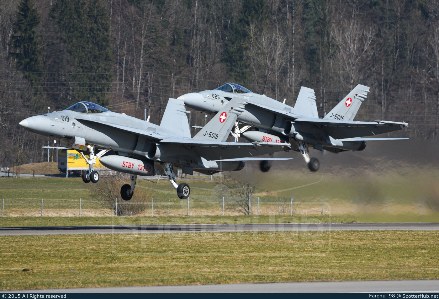 Photo of J-5019 - McDonnell Douglas F/A-18C Hornet operated by Swiss Air Force