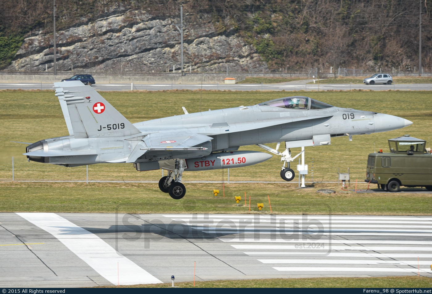 Photo of J-5019 - McDonnell Douglas F/A-18C Hornet operated by Swiss Air Force