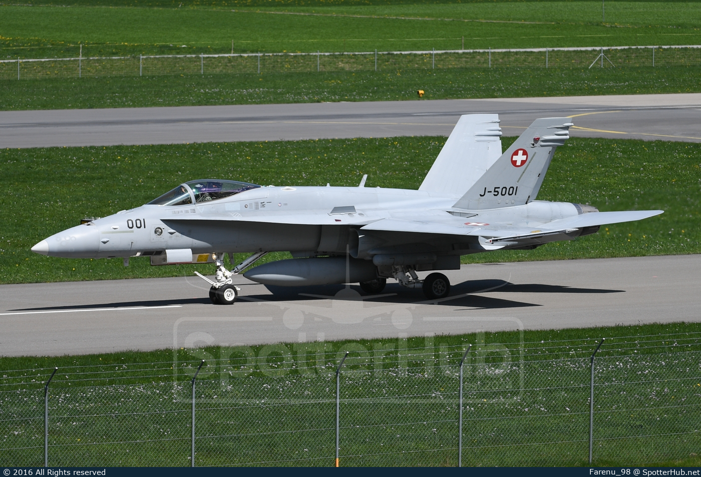 Photo of J-5001 - McDonnell Douglas F/A-18C Hornet operated by Swiss Air Force
