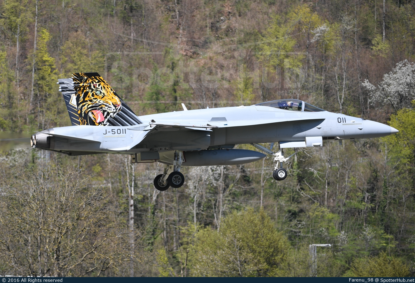 Photo of J-5011 - McDonnell Douglas F/A-18C Hornet operated by Swiss Air Force