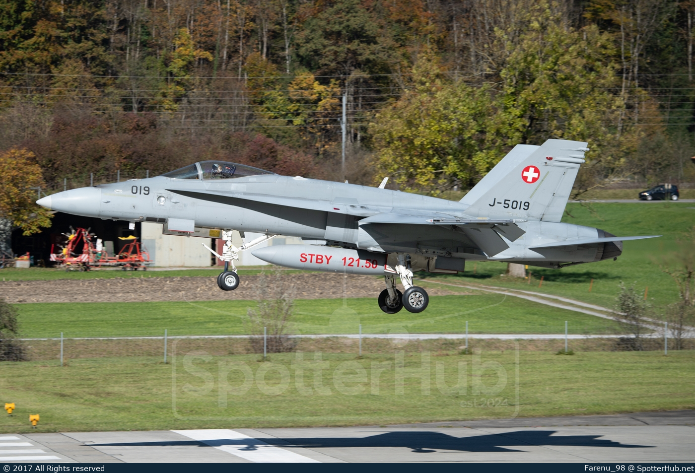 Photo of J-5019 - McDonnell Douglas F/A-18C Hornet operated by Swiss Air Force