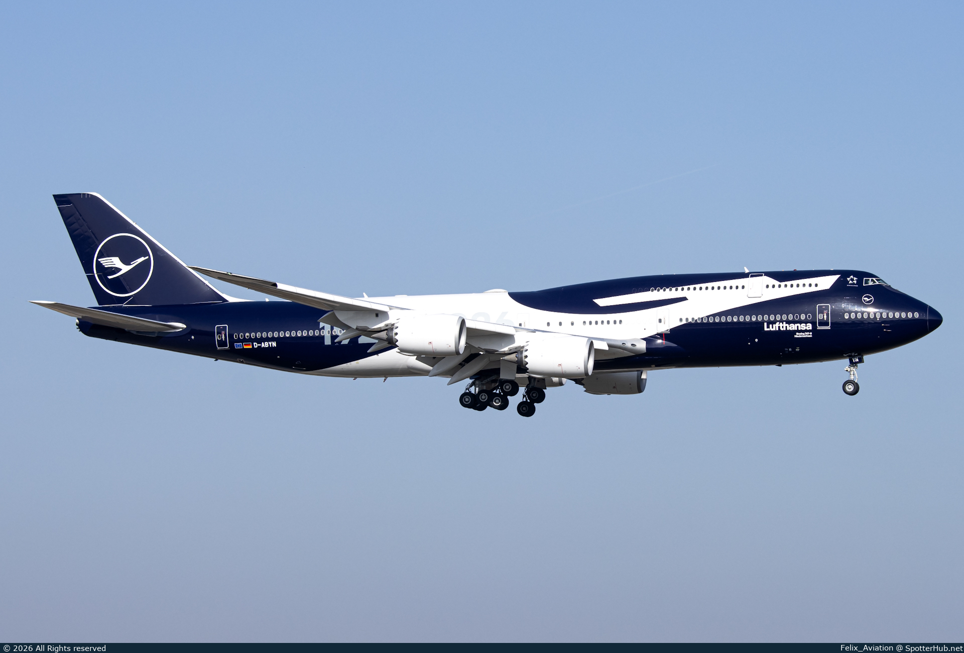 Photo of D-ABYN - Boeing 747-830 operated by Lufthansa