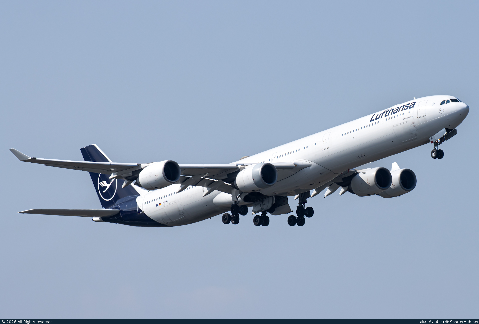 Photo of D-AIHF - Airbus A340-642 operated by Lufthansa