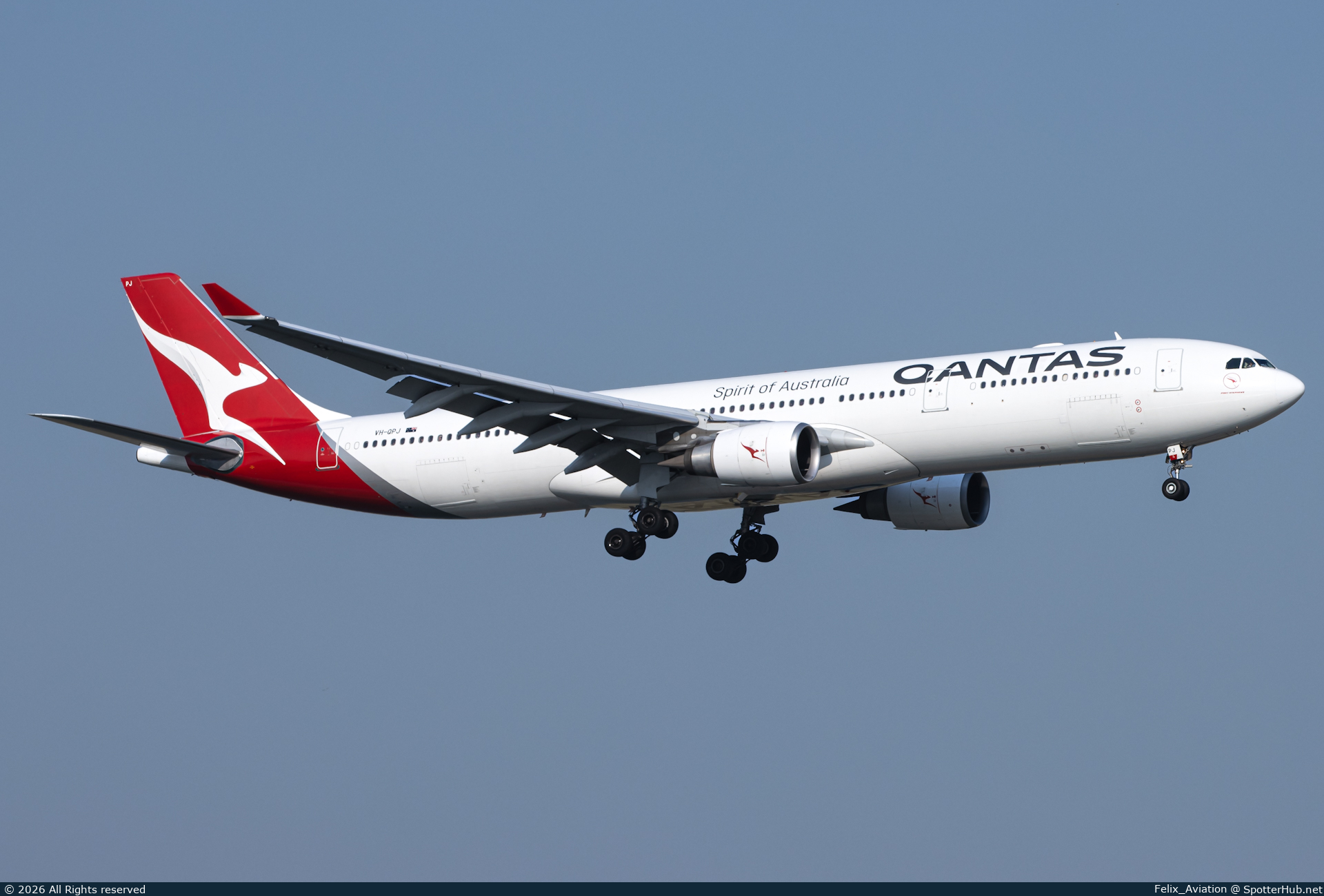 Photo of VH-QPJ - Airbus A330-303 operated by Qantas