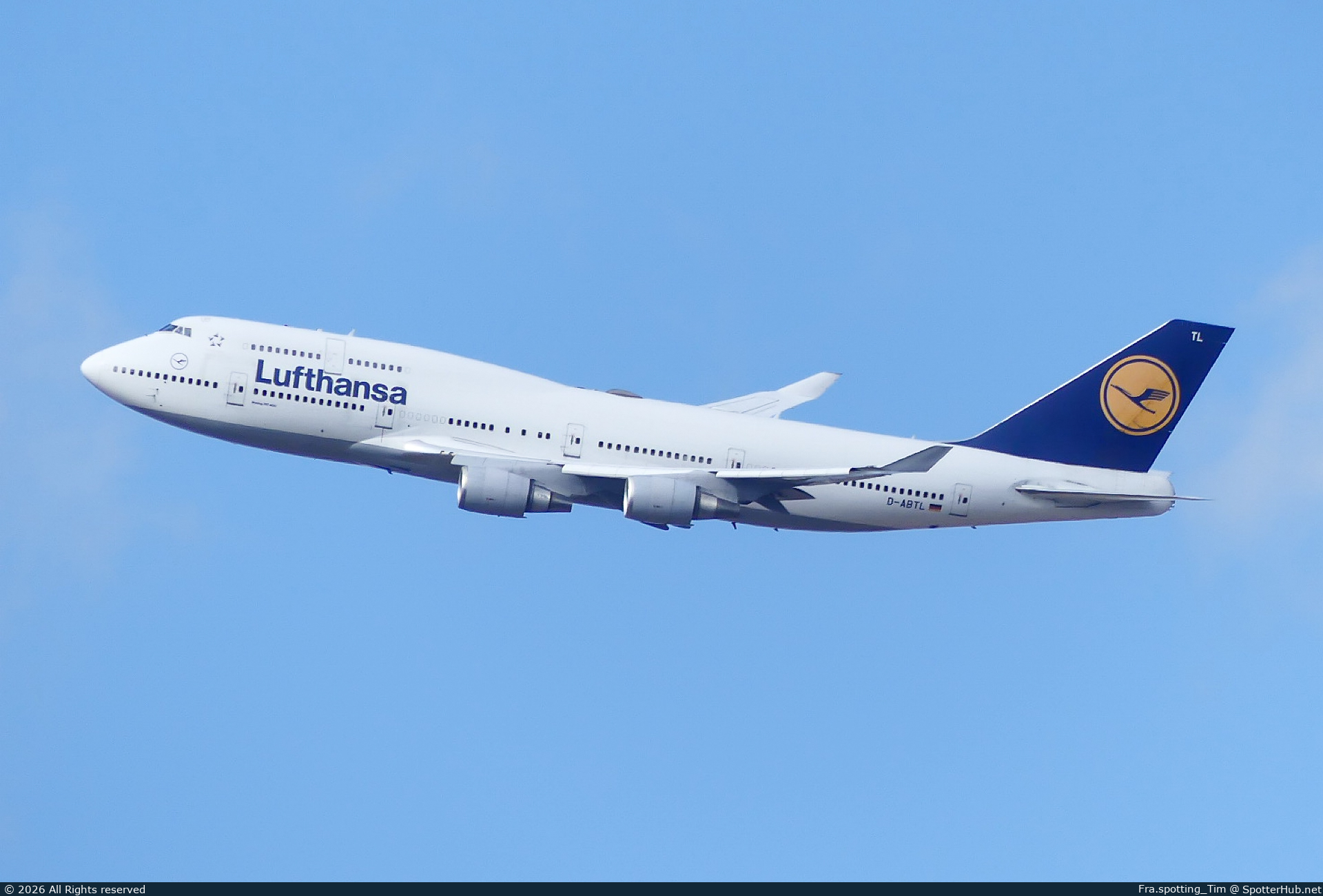 Photo of D-ABTL - Boeing 747-430 operated by Lufthansa