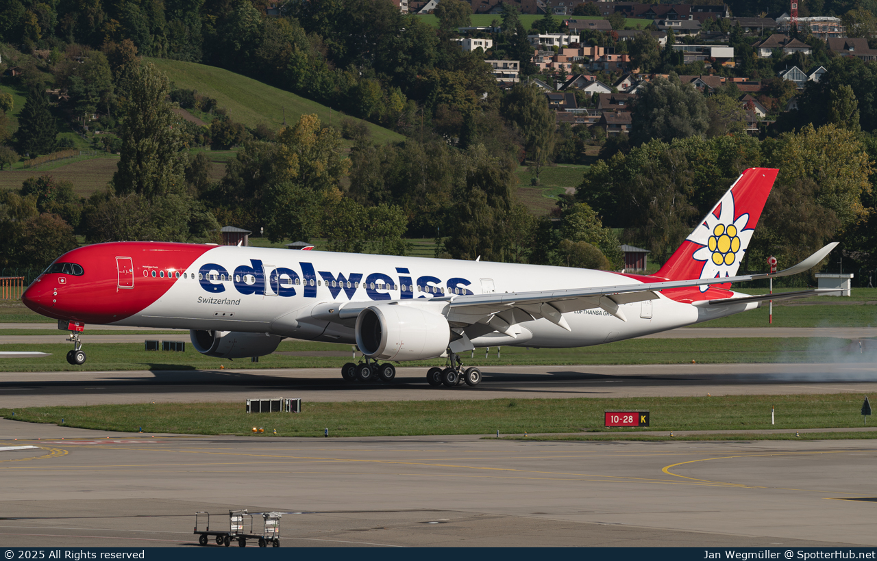 Photo of HB-IHB - Airbus A350-941 operated by Edelweiss Air