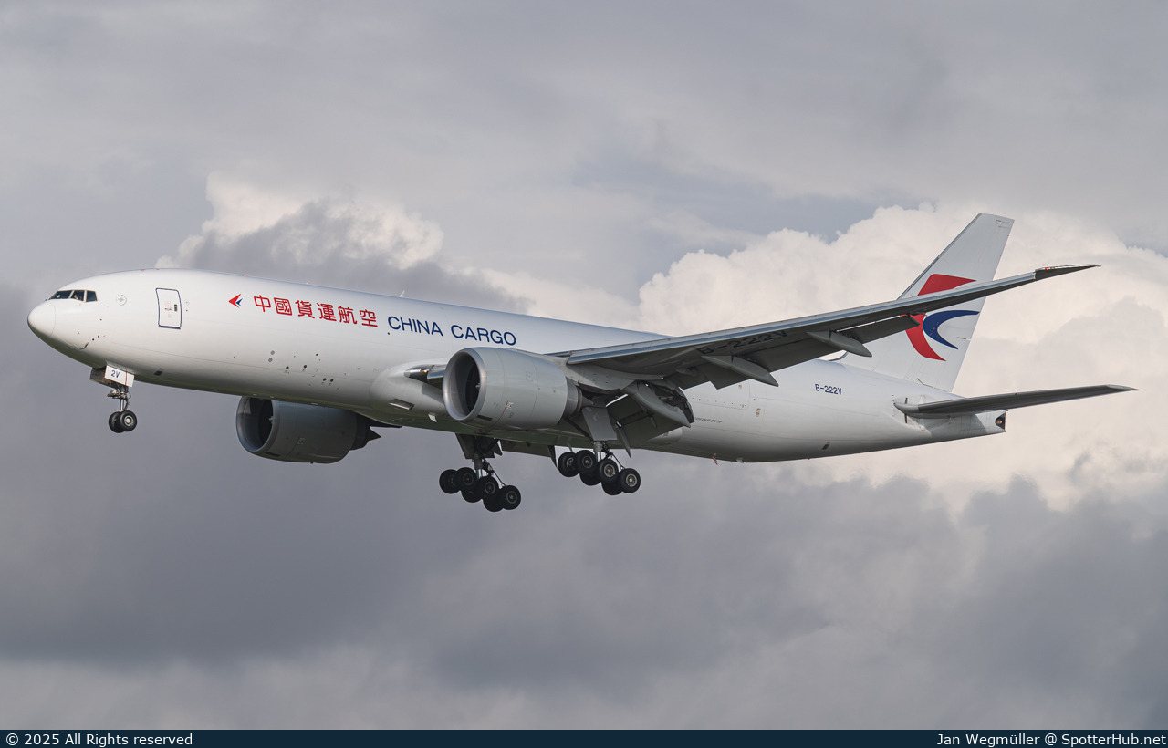 Photo of B-222V - Boeing 777-F operated by China Cargo Airlines