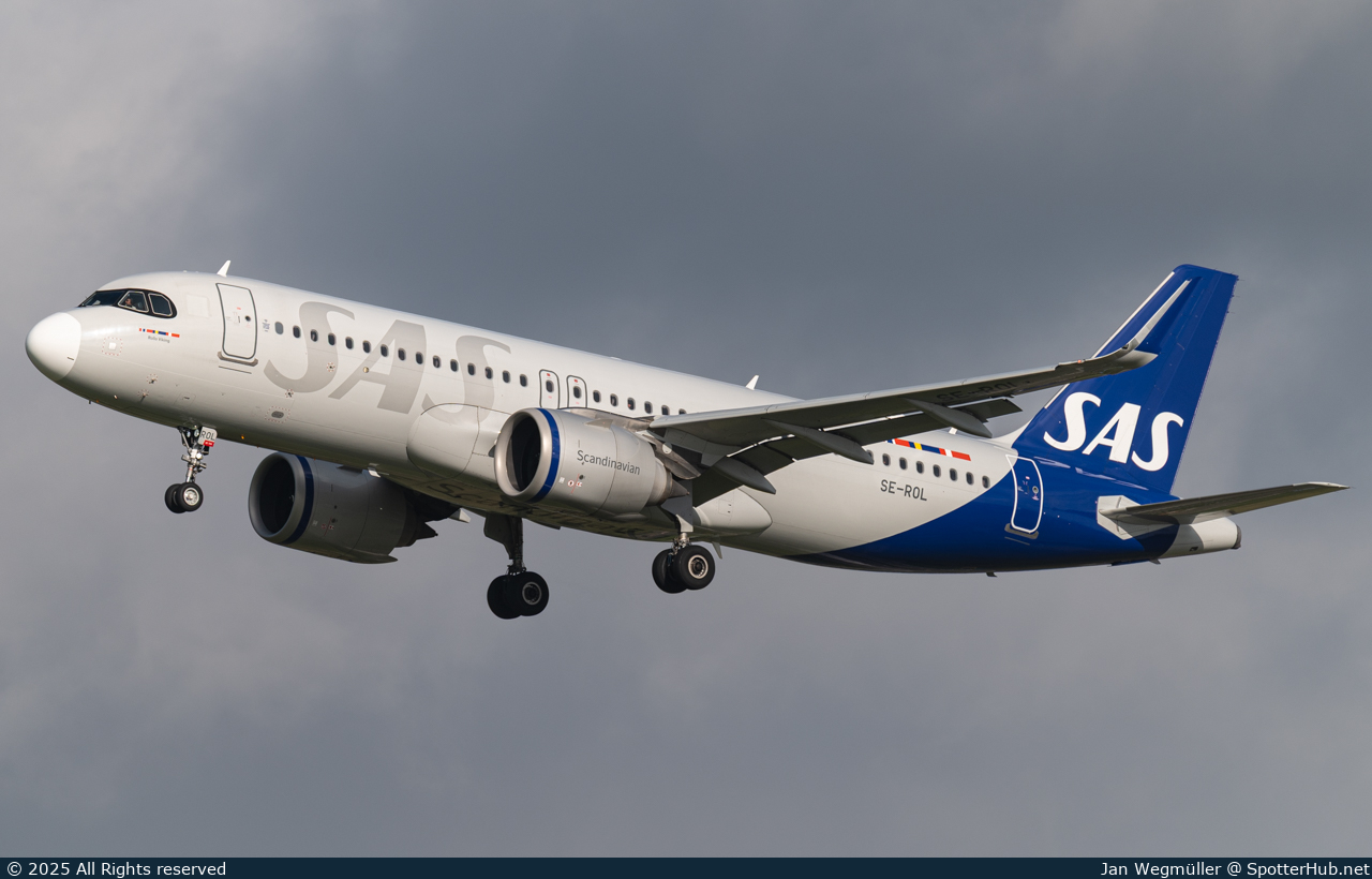 Photo of SE-ROL - Airbus A320-251N operated by SAS Scandinavian Airlines