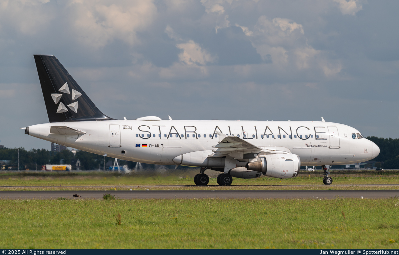 Photo of D-AILT - Airbus A319-114 operated by Lufthansa CityLine