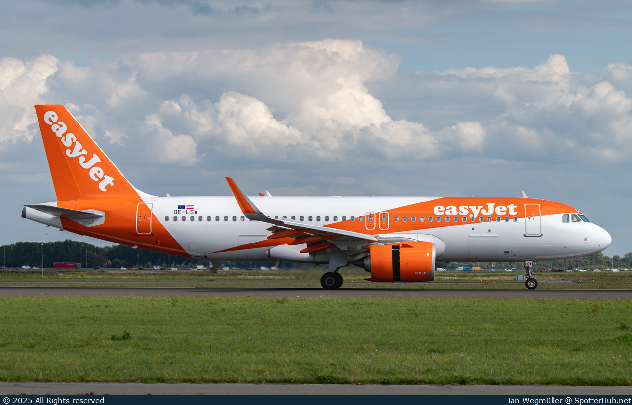 Photo of OE-LSW - Airbus A320-251N operated by easyJet Europe