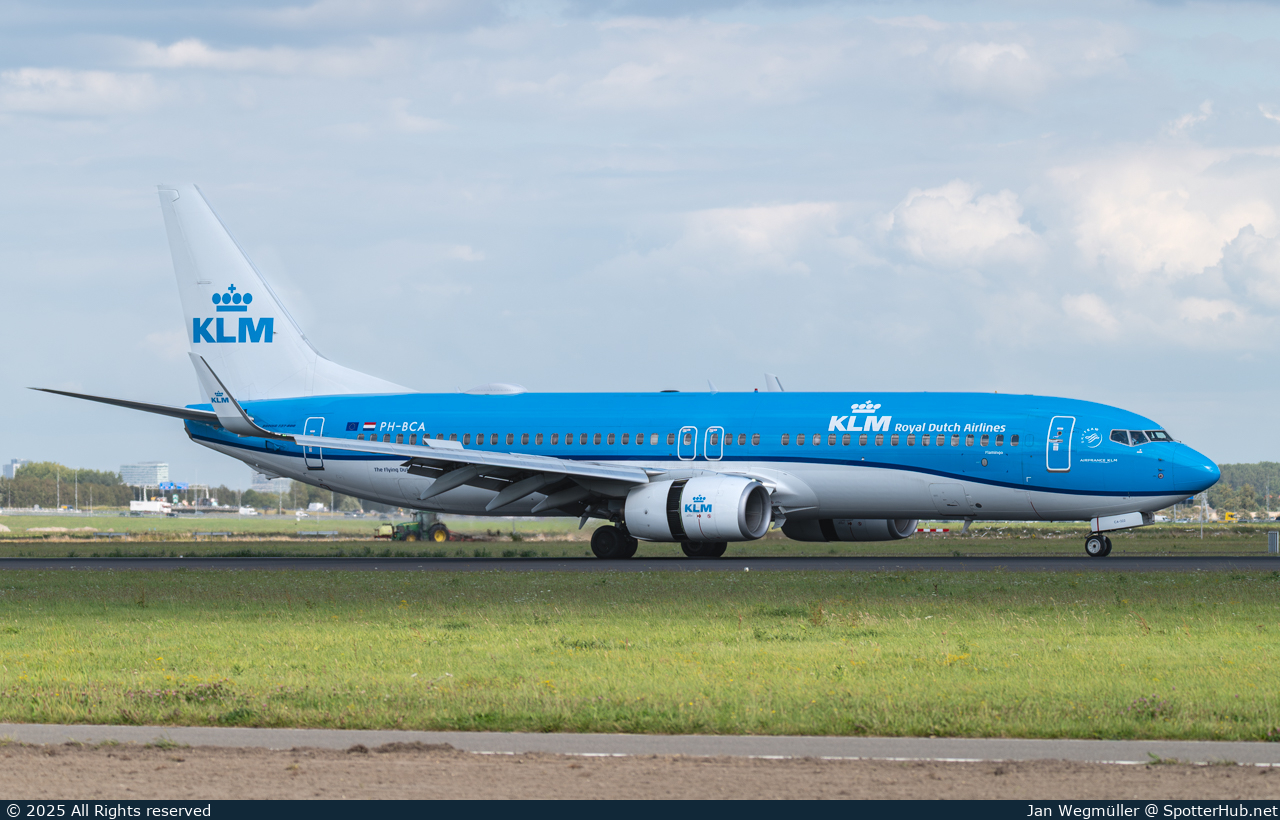Photo of PH-BCA - Boeing 737-8K2 operated by KLM Royal Dutch Airlines