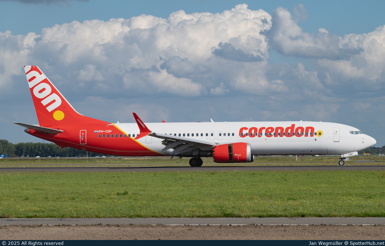 Photo of PH-CDP - Boeing 737 MAX 9 operated by Corendon Dutch Airlines