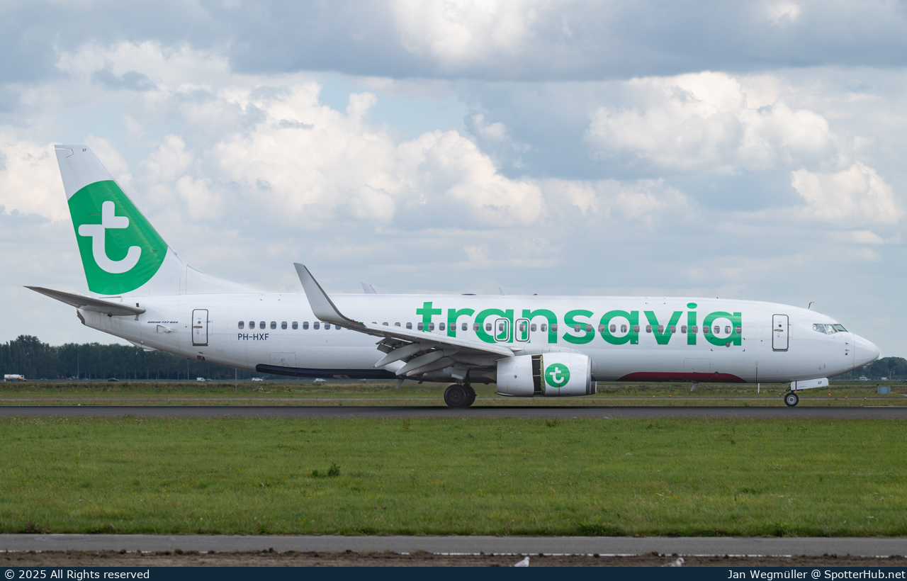 Photo of PH-HXF - Boeing 737-8K2 operated by Transavia
