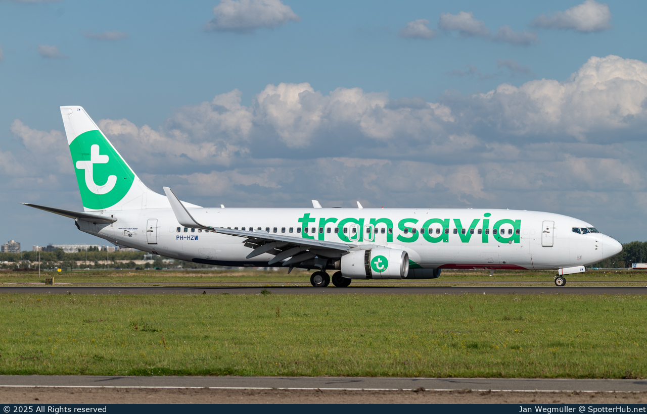 Photo of PH-HZW - Boeing 737-8K2 operated by Transavia
