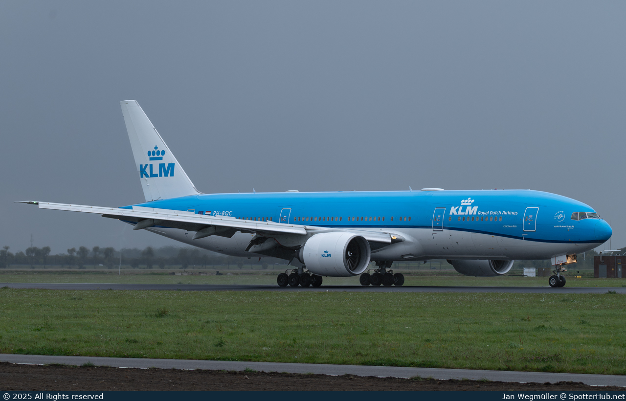 Photo of PH-BQC - Boeing 777-206(ER) operated by KLM Royal Dutch Airlines