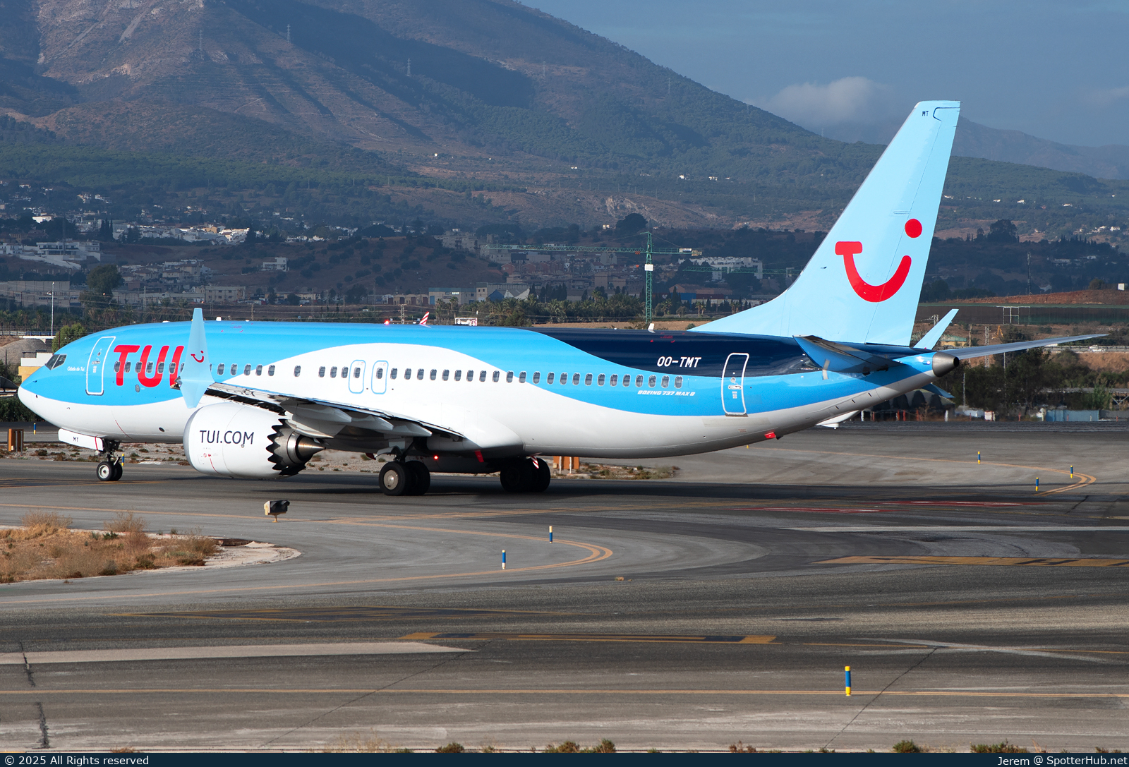 Photo of OO-TMT - Boeing 737 MAX 8 operated by TUI Airlines Belgium