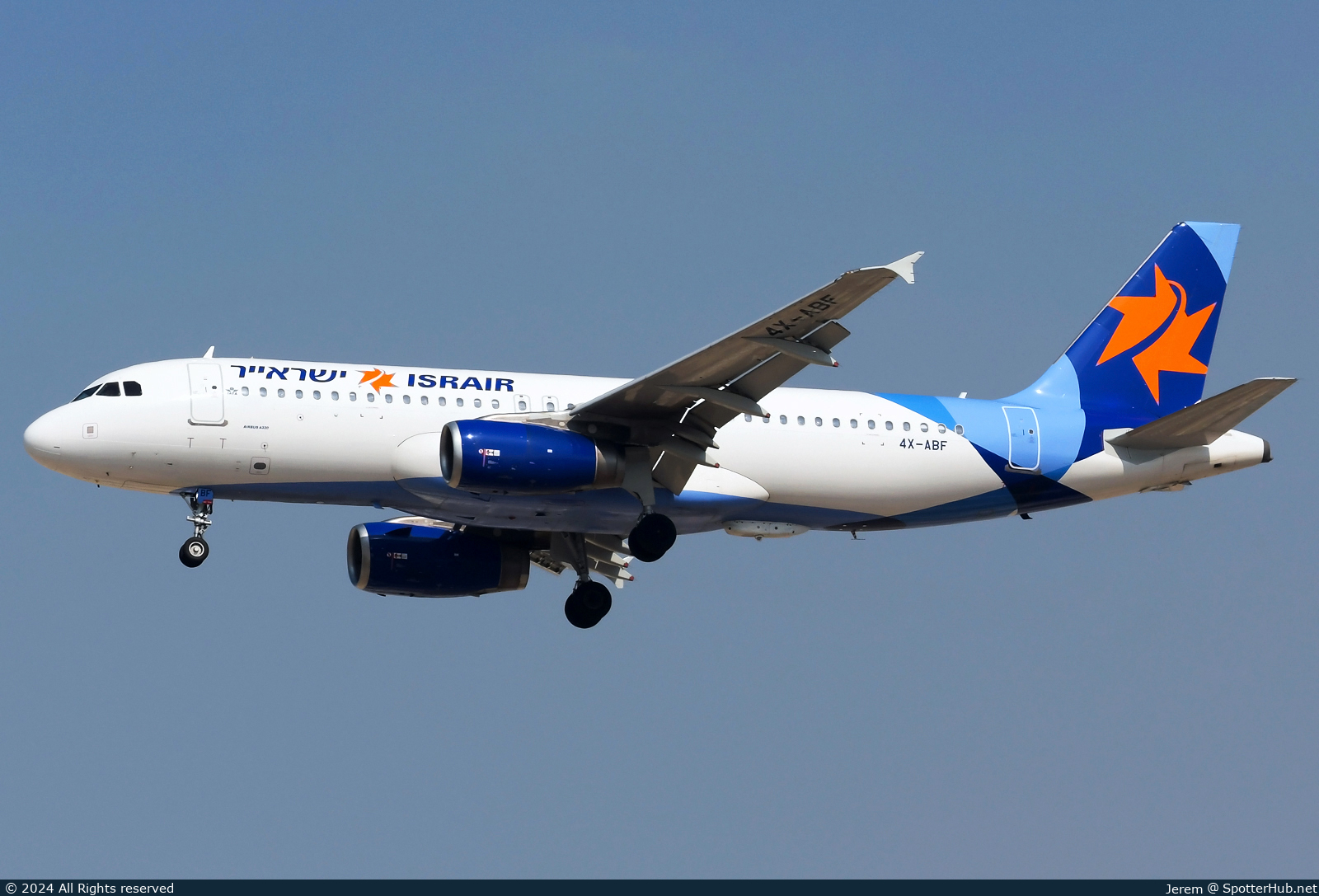 Photo of 4X-ABF - Airbus A320-232 operated by Israir