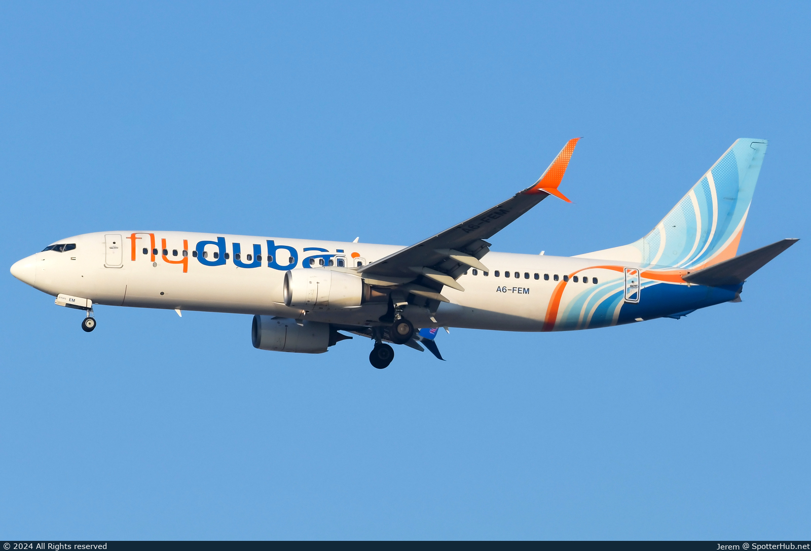 Photo of A6-FEM - Boeing 737-8KN operated by flydubai