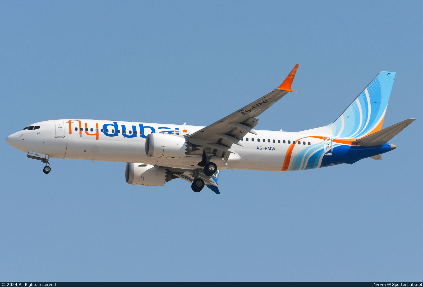 Photo of A6-FMW - Boeing 737 MAX 8 operated by flydubai