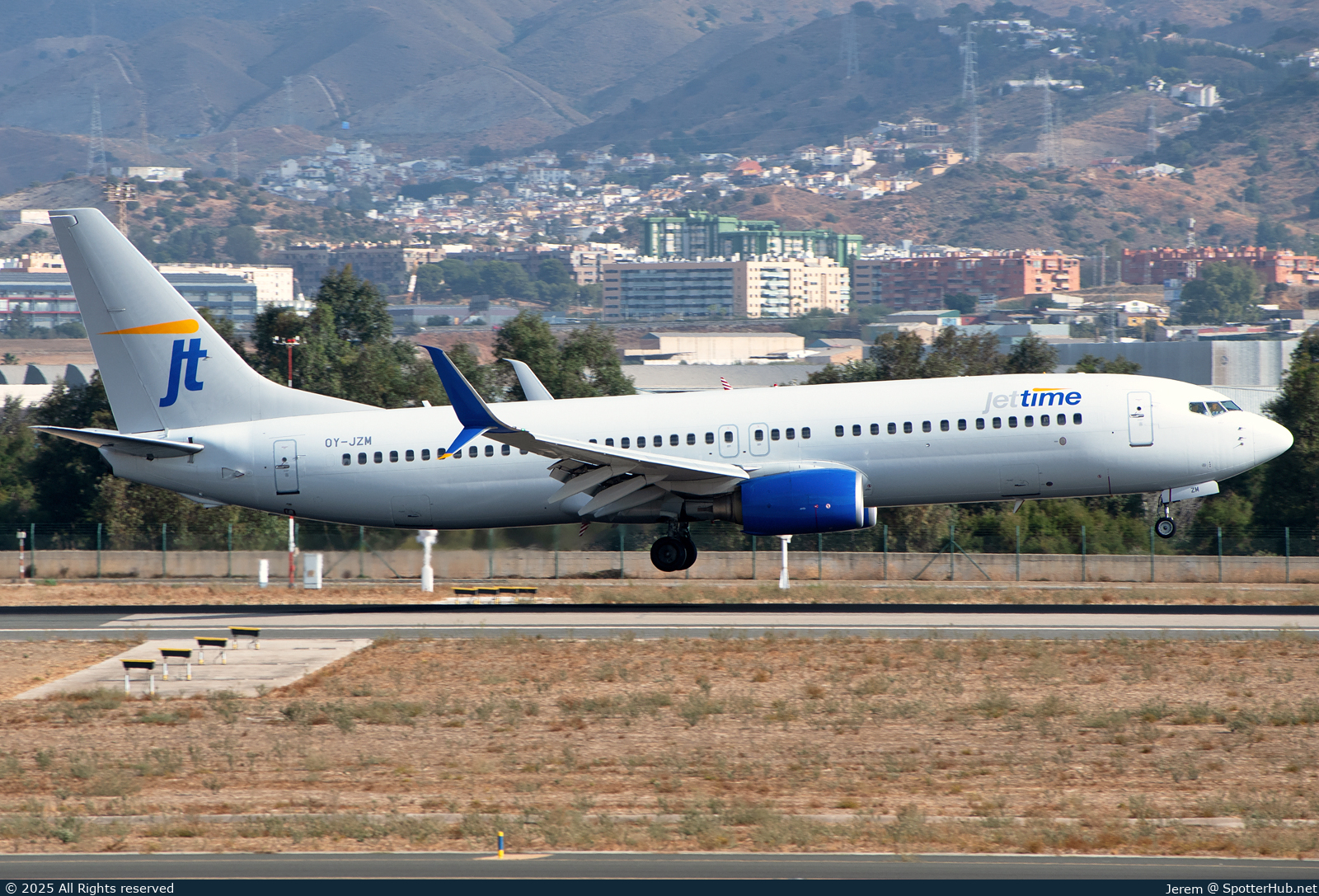 Photo of OY-JZM - Boeing 737-8K5 operated by Jettime