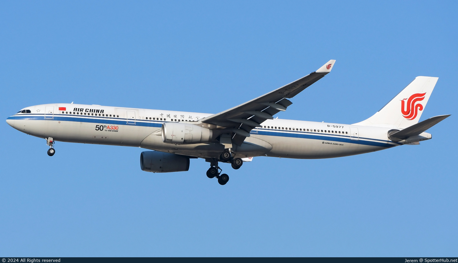 Photo of B-5977 - Airbus A330-343 operated by Air China