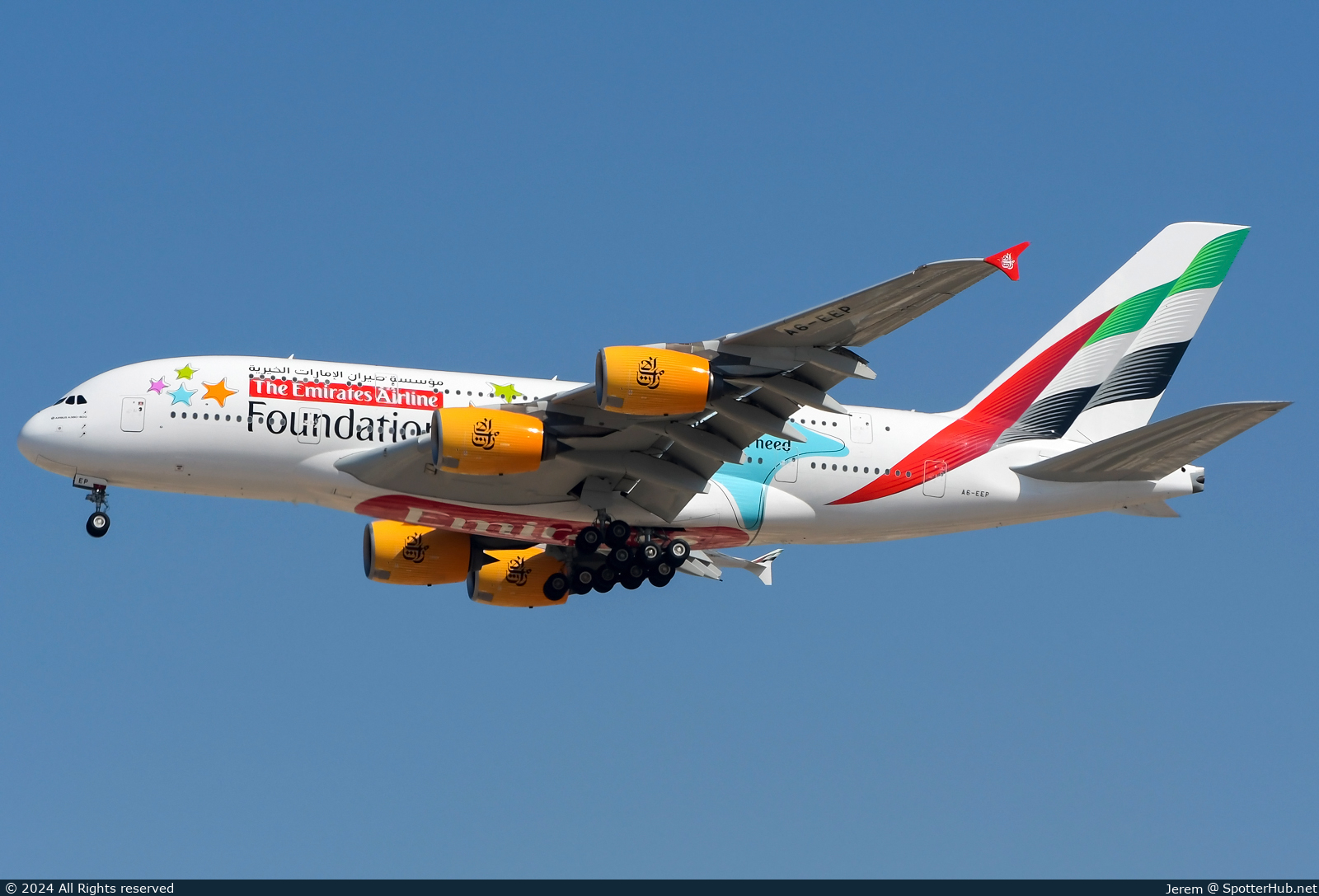Photo of A6-EEP - Airbus A380-861 operated by Emirates