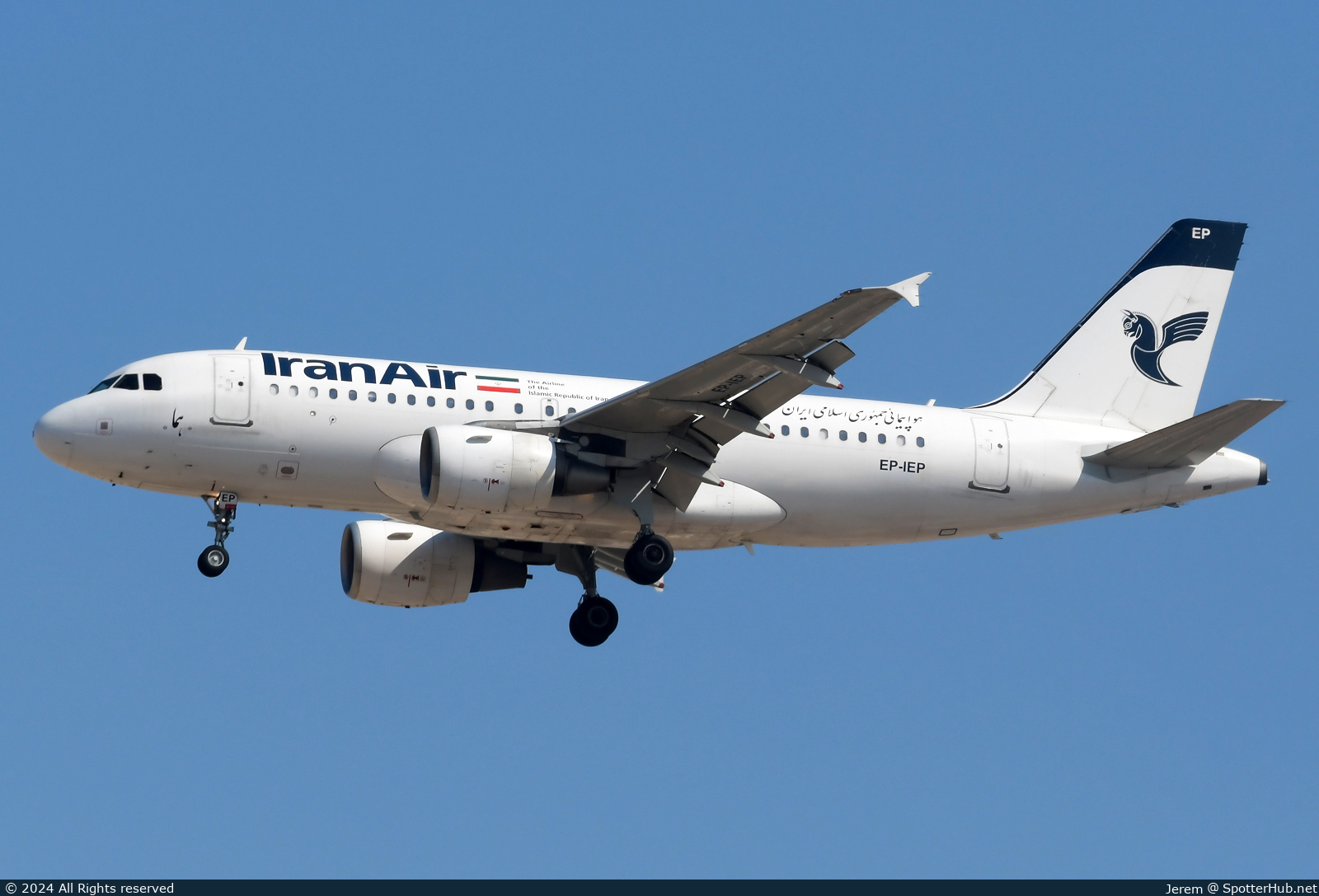 Photo of EP-IEP - Airbus A319-111 operated by Iran Air
