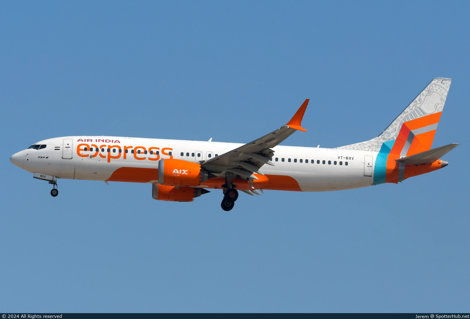 Photo of VT-BXV - Boeing 737 MAX 8 operated by Air India Express