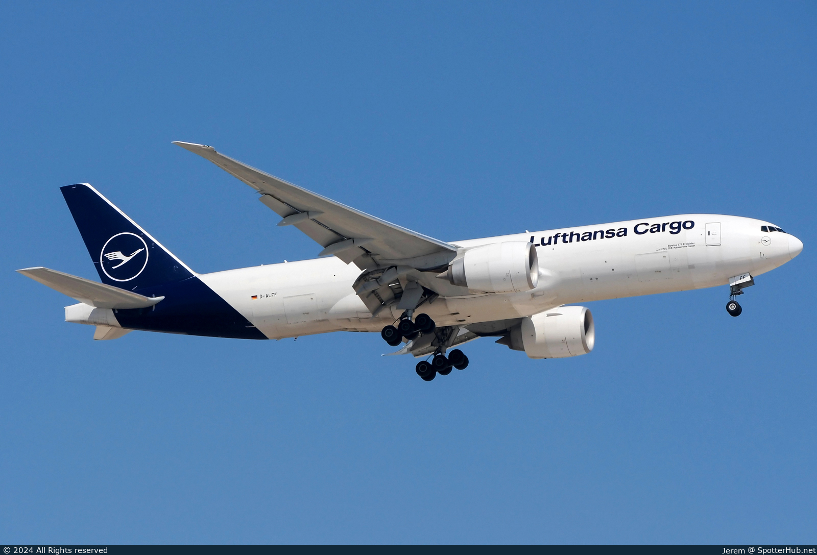 Photo of D-ALFF - Boeing 777-FBT operated by Lufthansa Cargo