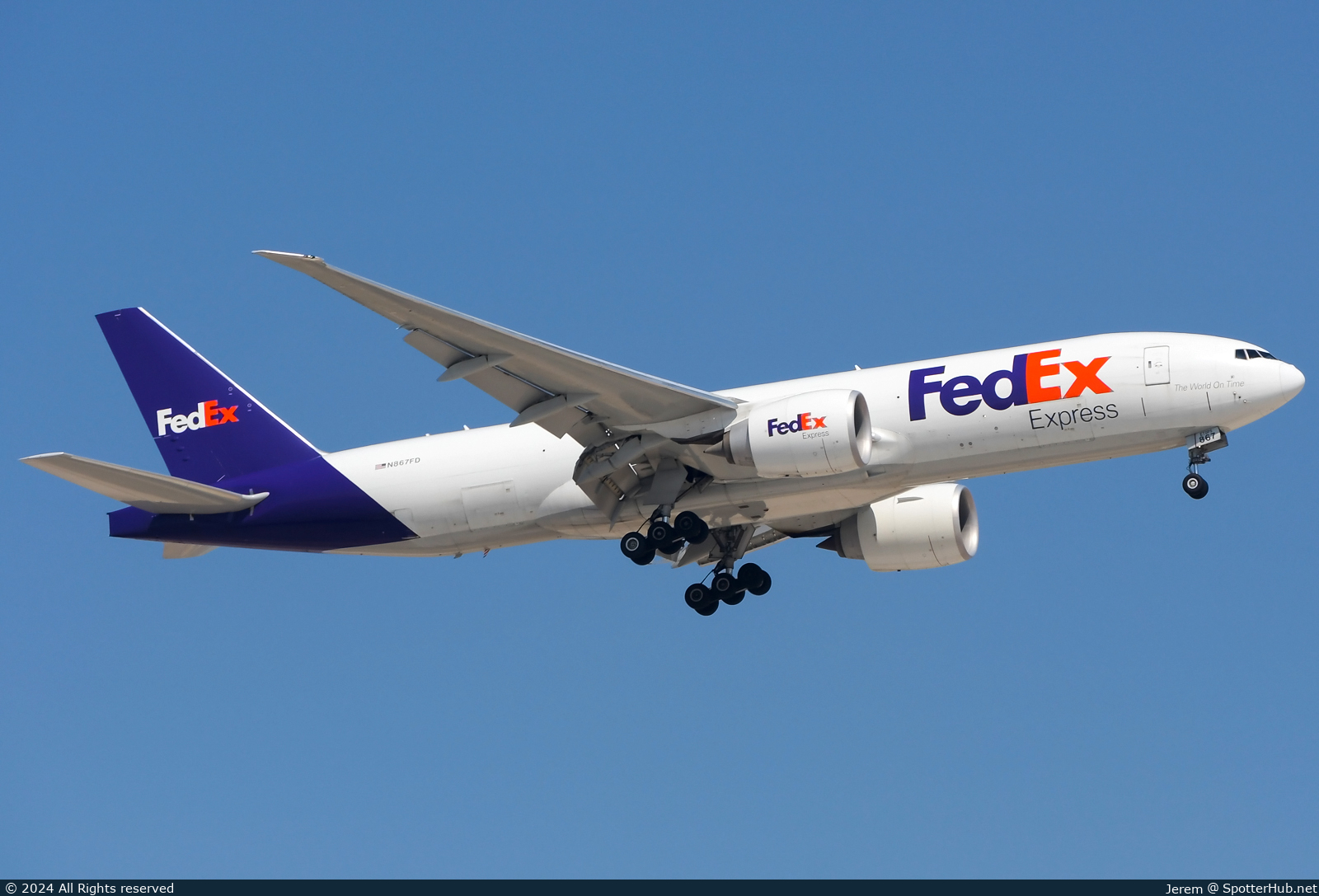 Photo of N867FD - Boeing 777-F operated by FedEx