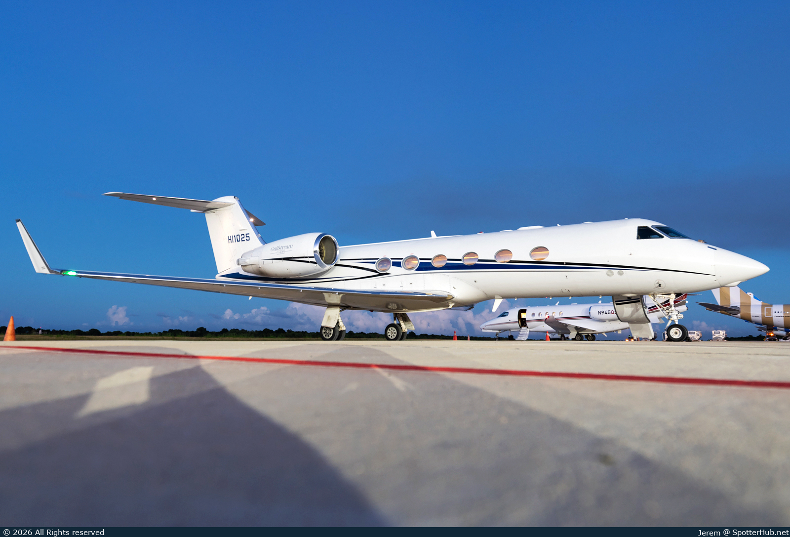 Photo of HI1025 - Gulfstream GIV operated by HELIDOSA Aviation Group