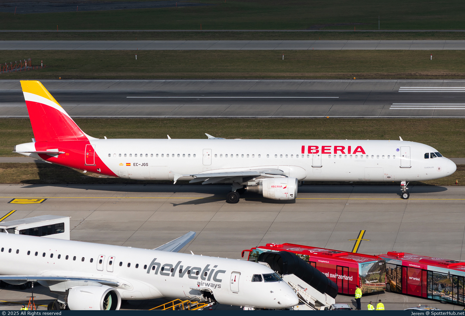 Photo of EC-JGS - Airbus A321-213 operated by Iberia