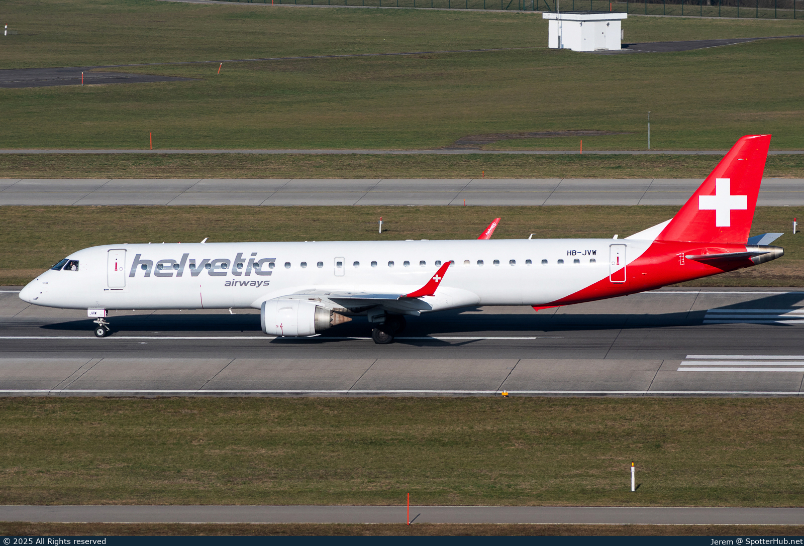 Photo of HB-JVW - Embraer ERJ-195AR operated by Helvetic Airways
