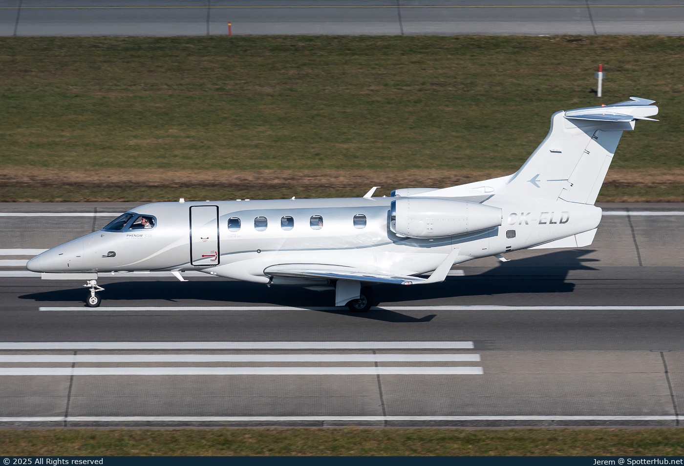 Photo of OK-ELD - Embraer Phenom 300E operated by Elio Jet