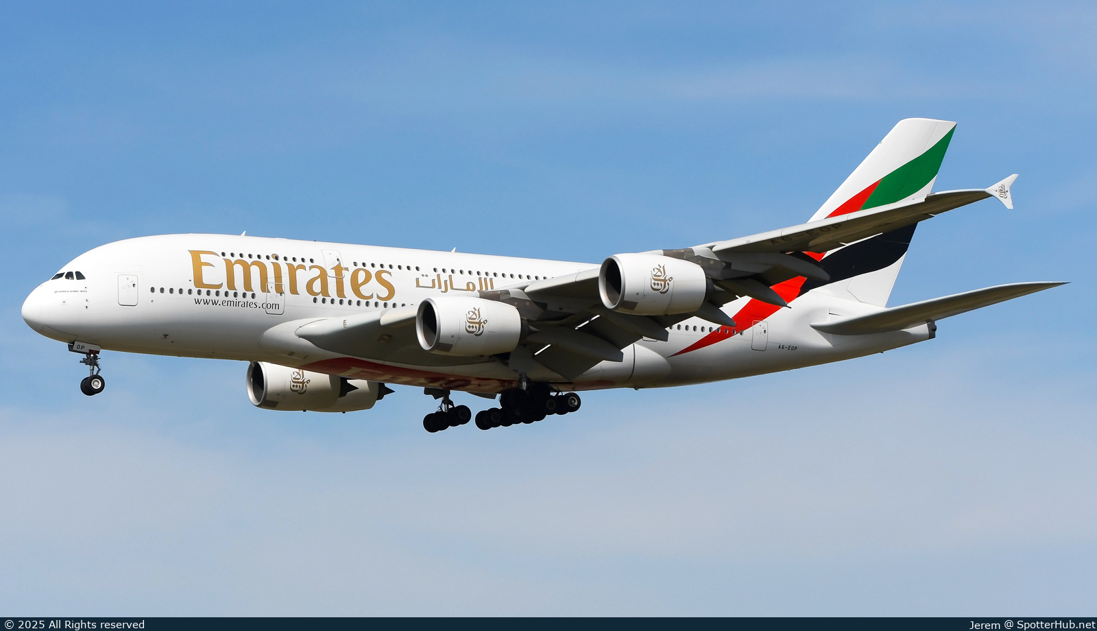 Photo of A6-EOP - Airbus A380-861 operated by Emirates