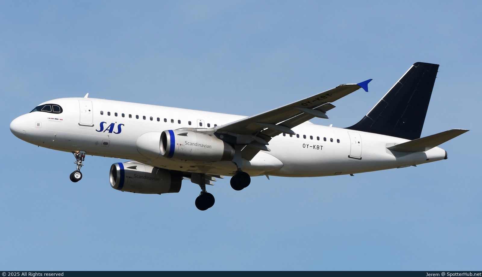 Photo of OY-KBT - Airbus A319-131 operated by SAS Scandinavian Airlines