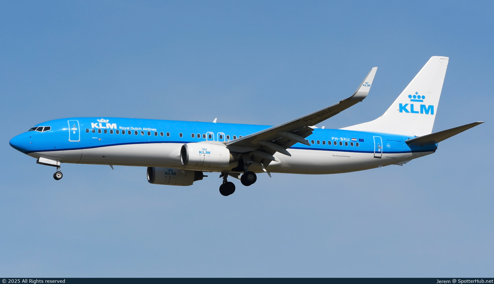 Photo of PH-BXU - Boeing 737-8BK operated by KLM Royal Dutch Airlines